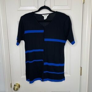 Exclusively Misook Black Blue Stripe Knit Blouse Short Sleeve V-Neck Top Size M